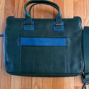 Chic Green Leather Laptop Bag by Piquadro